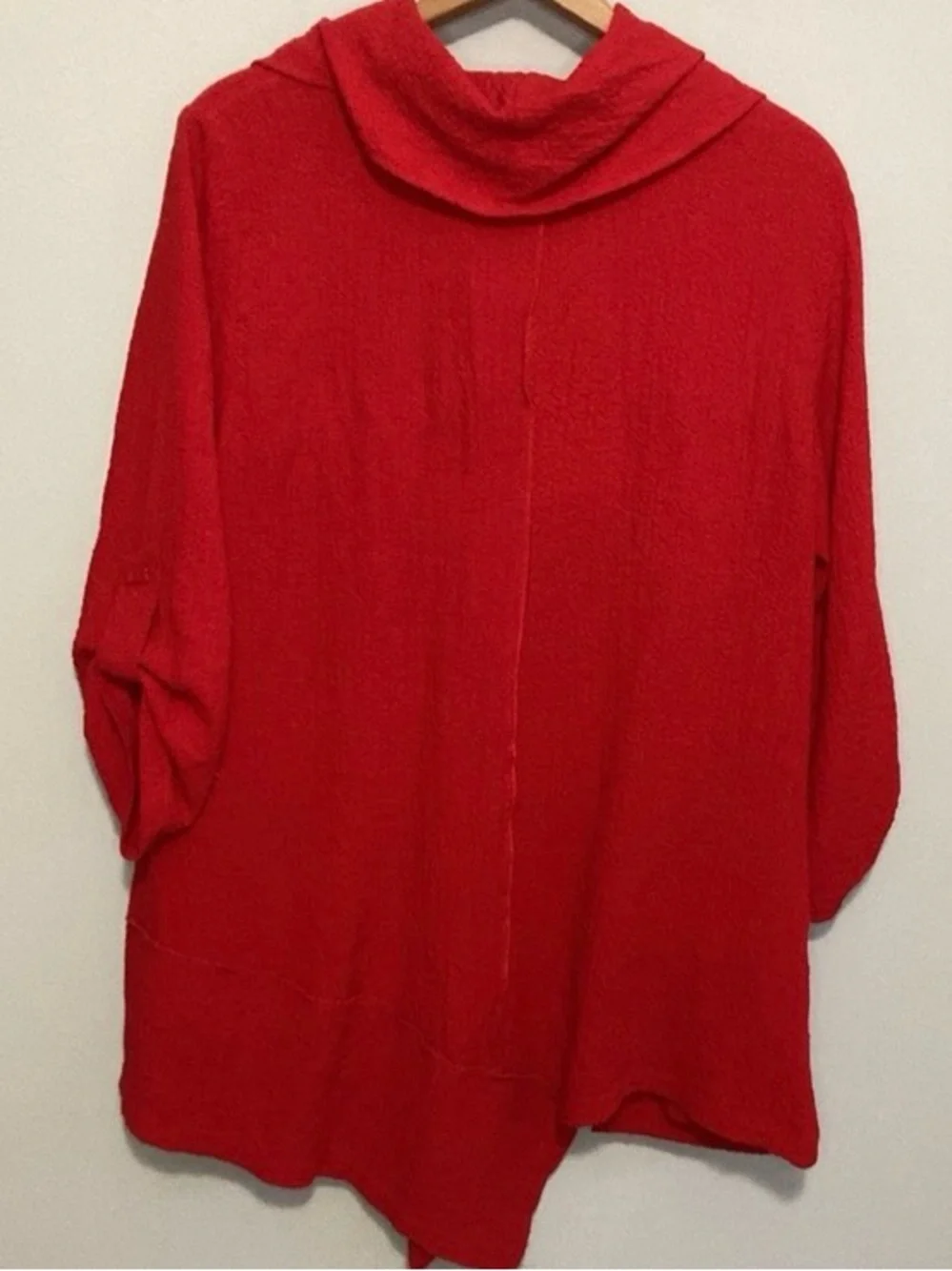 Ali Miles Relaxed Cherry Red Cowl-Neck Tunic Top, Pocket Detail Size Medium